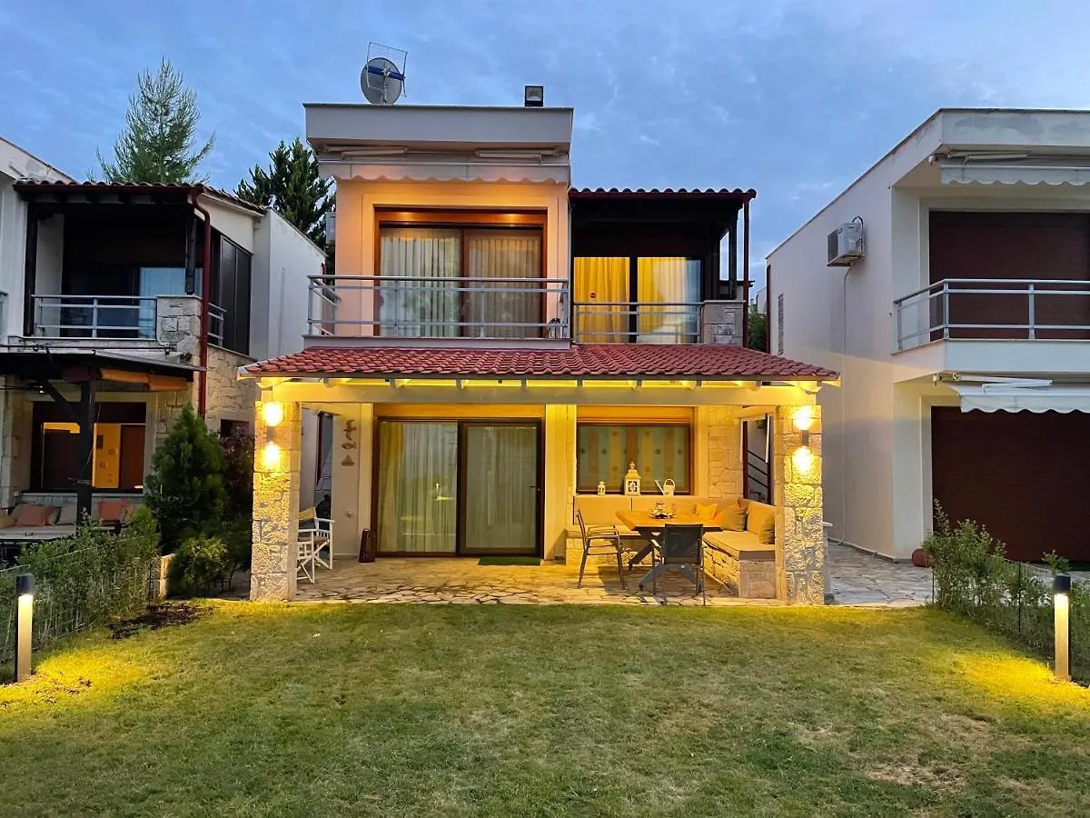 Villa Athina Κρυοπηγή