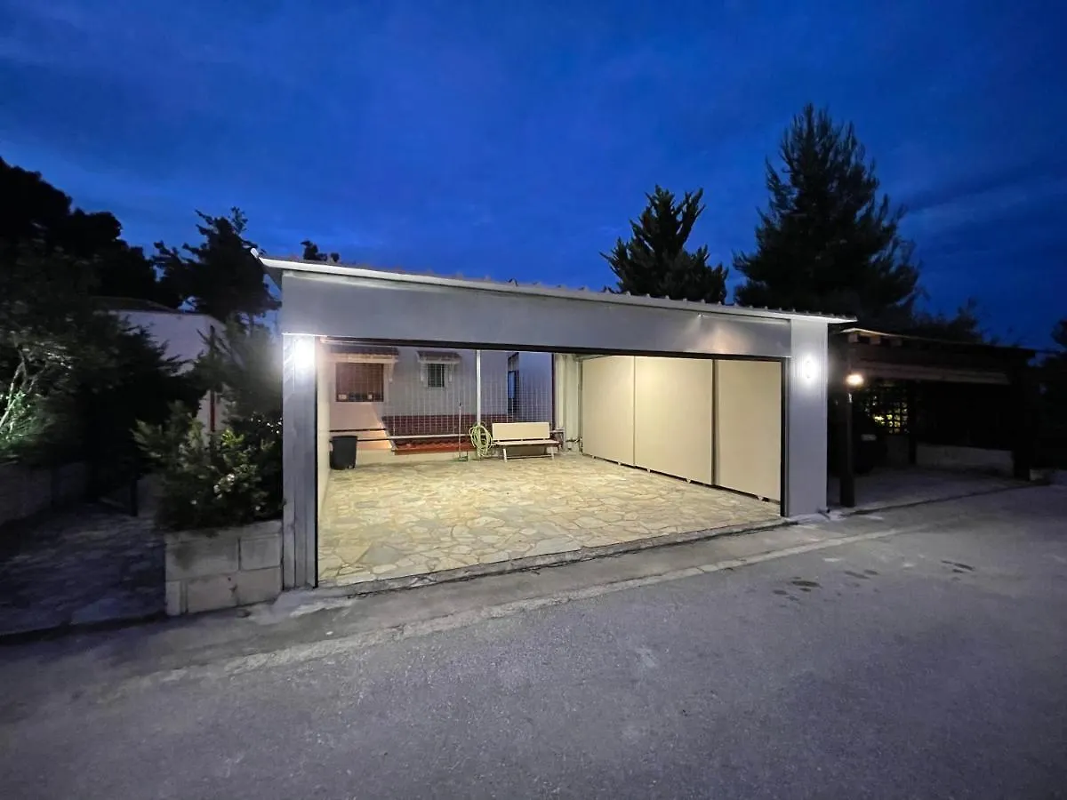 Villa Athina Kriopigi